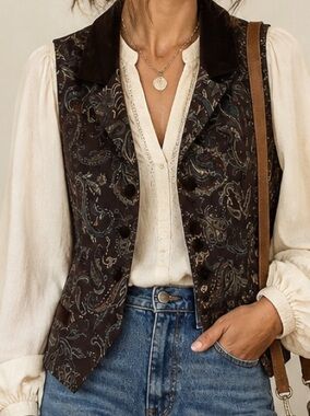 Brooks Brothers 100% Silk Paisley Vest With Velvet Trim